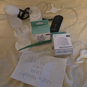 Breast Pump Kit with Accessories